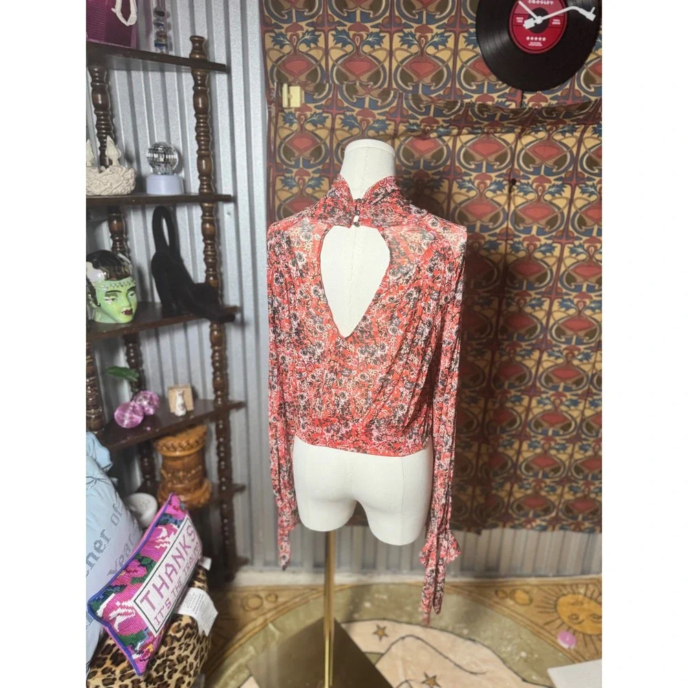 Free People Floral‎ Print Mock Neck Long Sleeve Top Blouse Keyhole Back